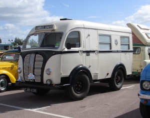 Austin_K4_Ambulance_02
